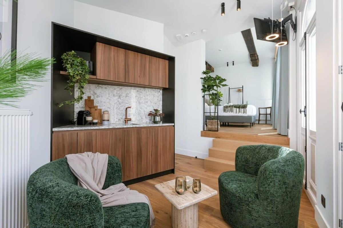 Huswell - Modern Apartment In The Centre Of アントウェルペン エクステリア 写真